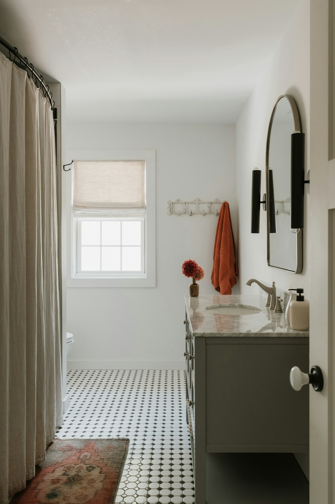 organized bathroom